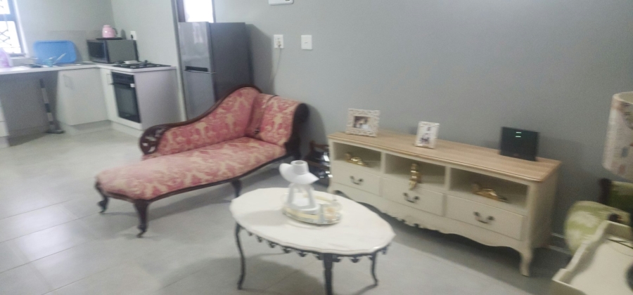 2 Bedroom Property for Sale in Greenville Garden City Western Cape